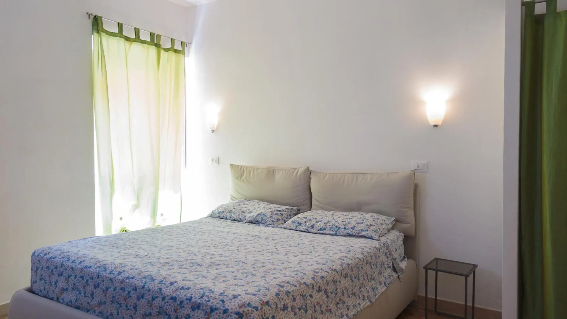 Appartamenti Dietro L'Angolo Portoferraio 0*,  Italy
